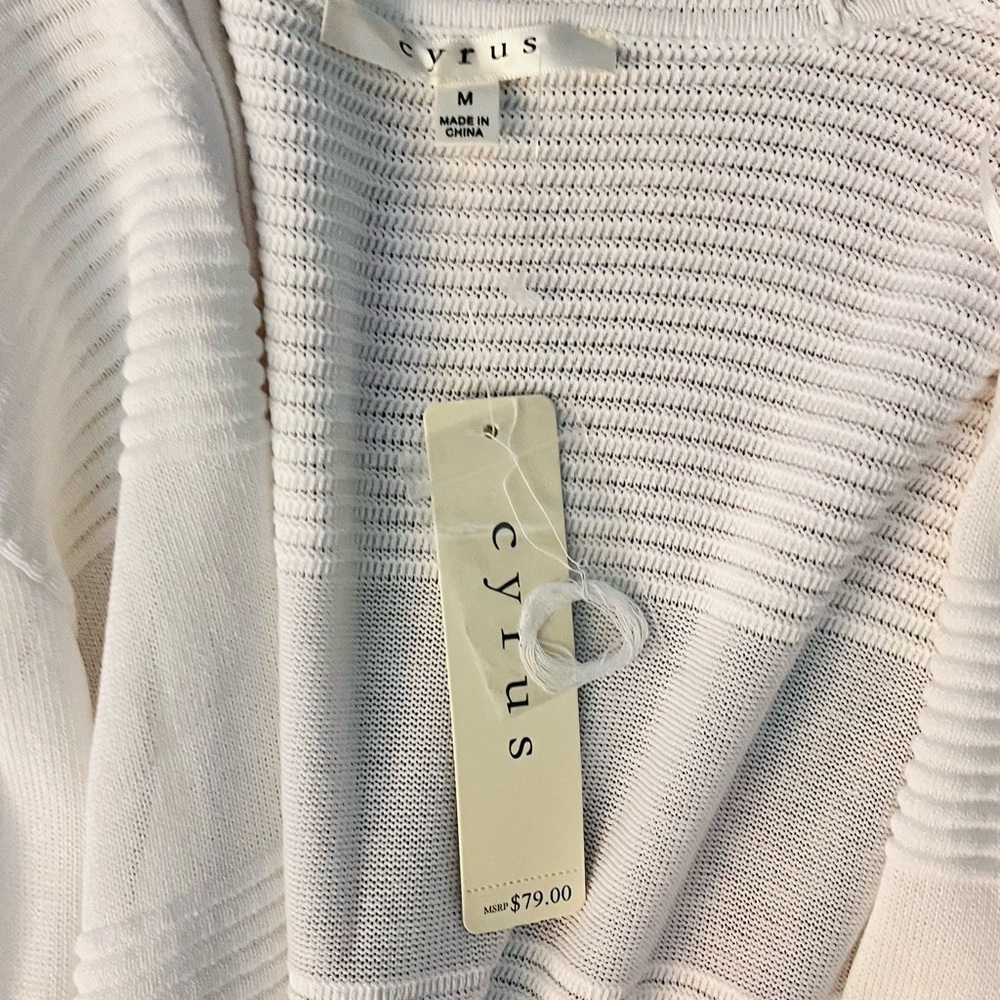 NWT!! CYRUS light weight sweater jacket. Color white  size M.  NWT!!! - Picture 11 of 12